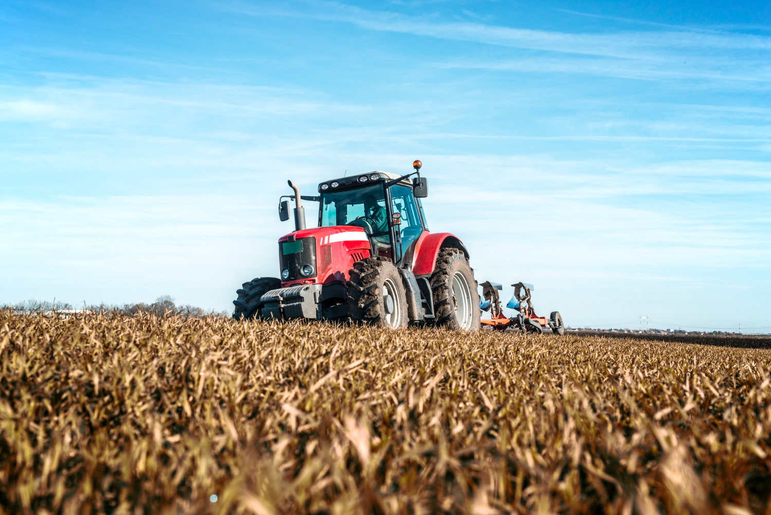 Matéria da Brasil Vedações sobre Guia Completo de Manutenção: Estendendo a Vida Útil das Vedações em Máquinas Agrícolas